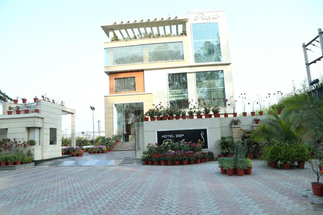 Hotel Pacific Roorkee Exterior photo