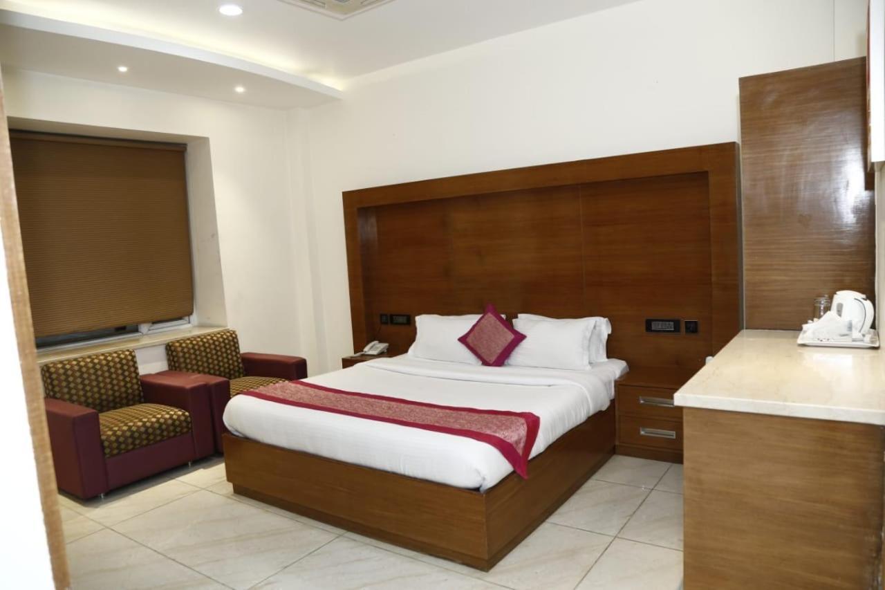 Hotel Pacific Roorkee Exterior photo